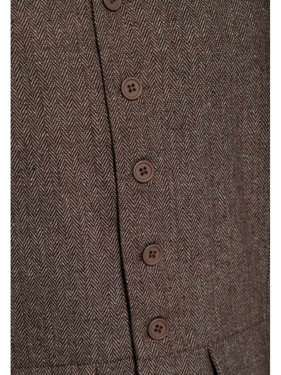 05-vintage-vest-herringbone-brown-button-detail.jpg