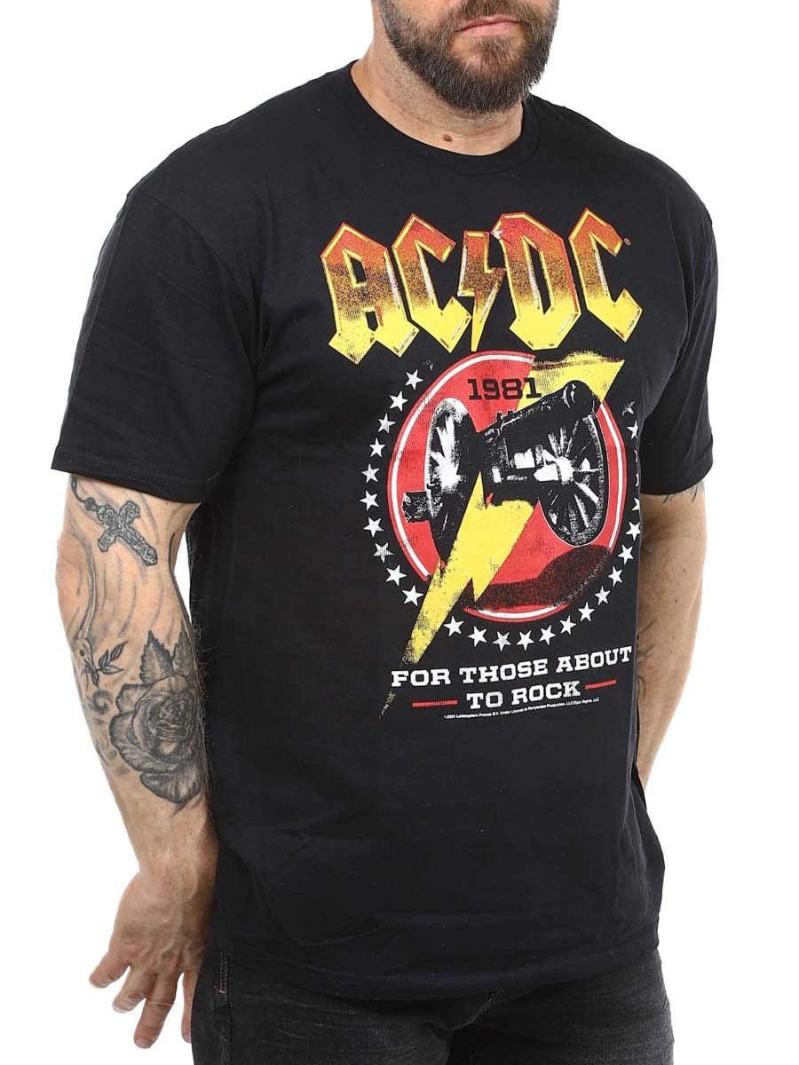 AC DC 1981 T-shirt black_2.JPG