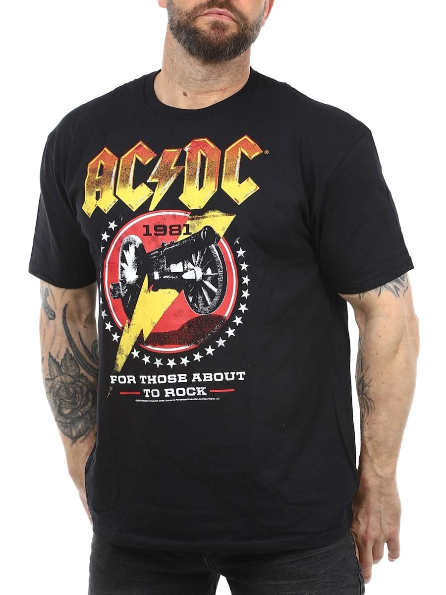 AC DC 1981 T-shirt black_3.JPG
