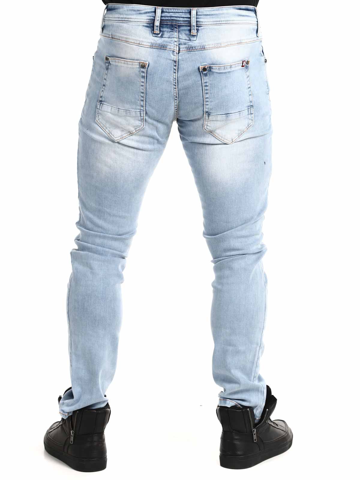 Calan_Lightblue_jeans_6.jpg