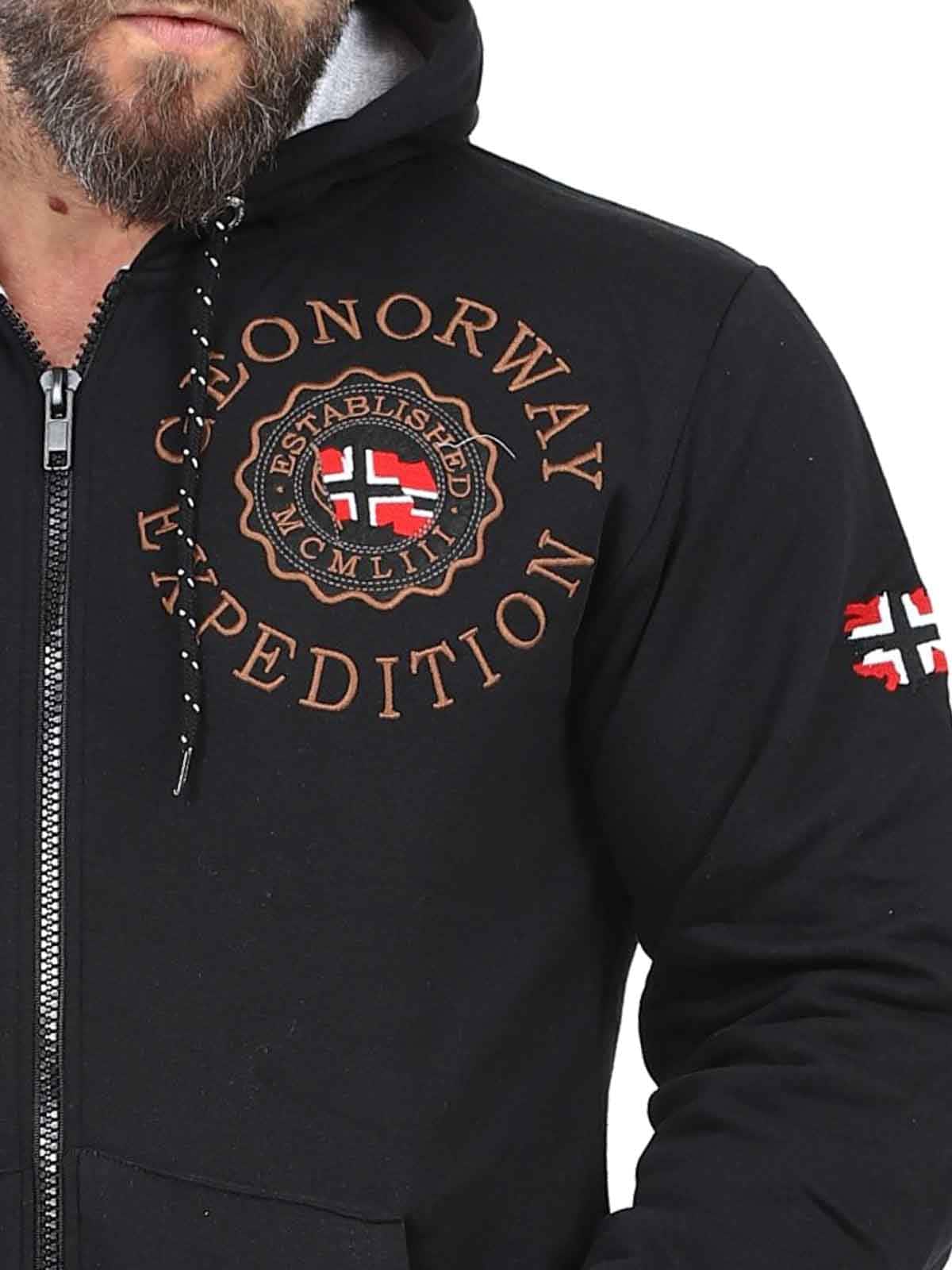 Geganto Geo Norway Hoodie Black_3.jpg
