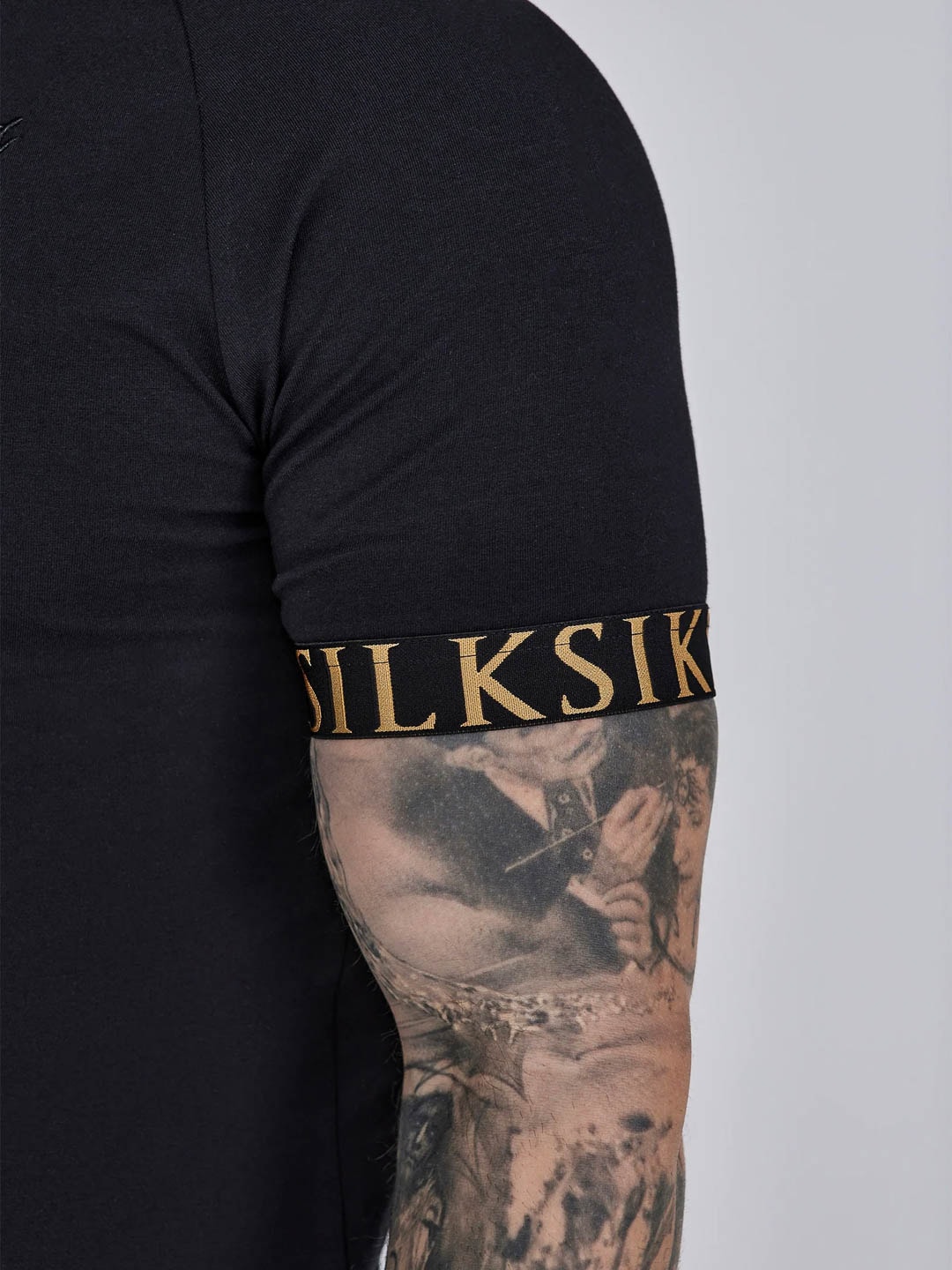 Tech 28401 Siksilk T-shirt 1.jpg