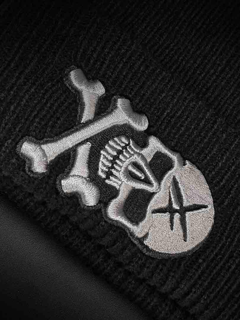 X-bonnet-black-skull-3.JPG
