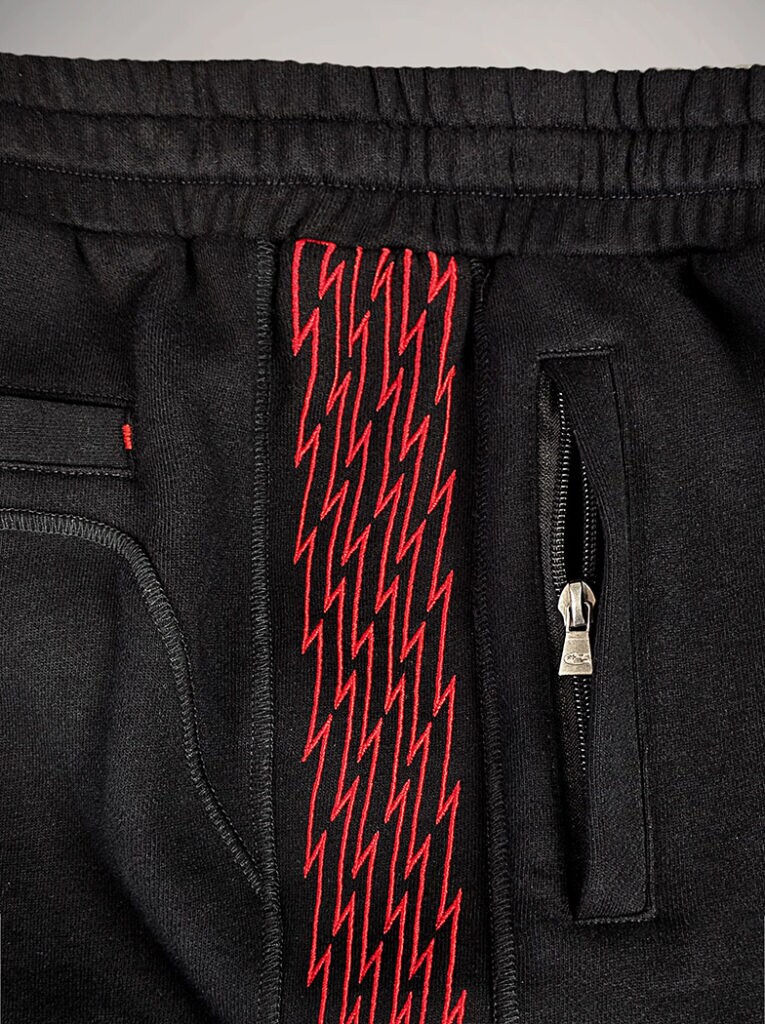 hyraw-short-coton-homme-red-bolt-zoom-5-765x1024.jpg
